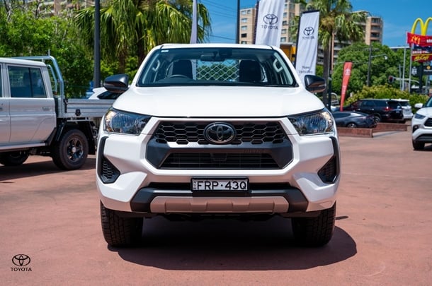 2025 Toyota Hilux SR in White
