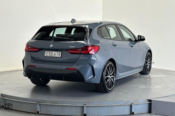 2022 BMW 1 Series 118i M Sport in Grey