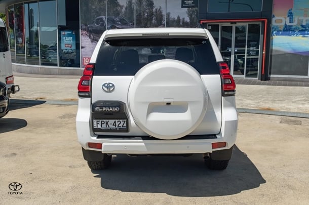 2021 Toyota Landcruiser Prado GXL in White