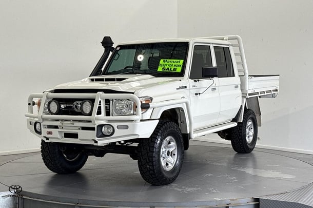 2022 Toyota Landcruiser GXL in White