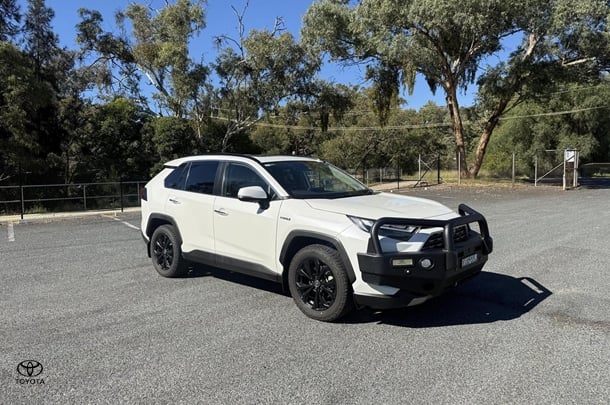 Image of 2022 Toyota RAV4 Cruiser