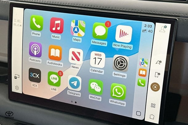 2022 Land Rover Defender 110 D300 X-Dynamic HSE in Grey