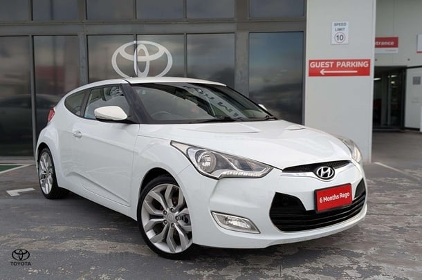 Image of 2013 Hyundai Veloster Base