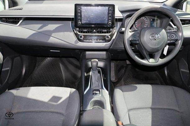 2022 Toyota Corolla Ascent Sport in White