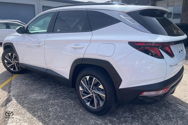 2023 Hyundai Tucson Elite in White