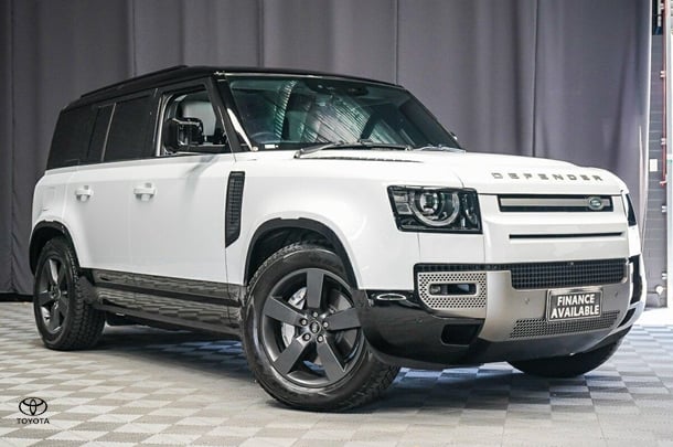 2025 Land Rover Defender 110 D350 X-Dynamic HSE in White