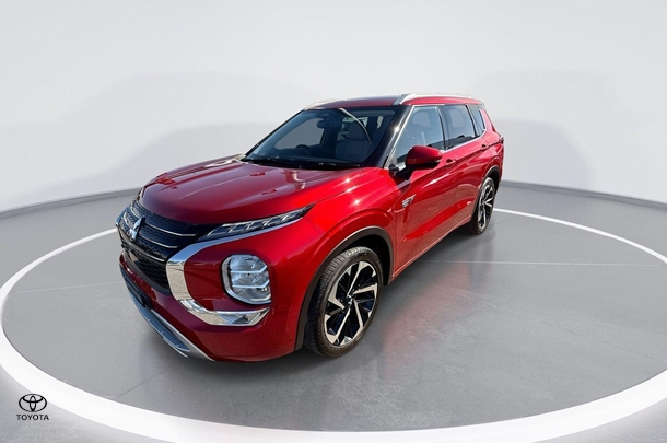 2022 Mitsubishi Outlander PHEV Exceed in Red