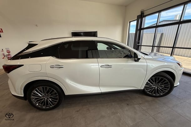 2025 Lexus RX RX450h+ Sports Luxury in White