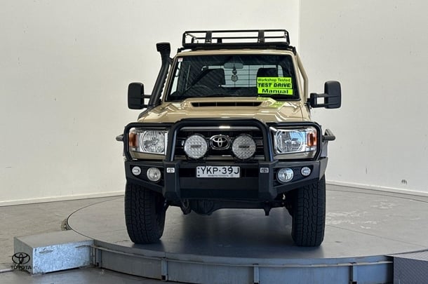 2020 Toyota Landcruiser GXL in Beige