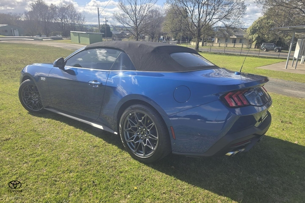 2024 Ford Mustang GT in Black