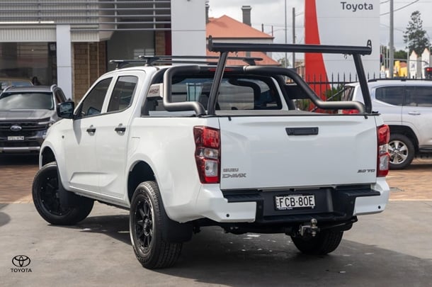 2023 Isuzu D-MAX SX High Ride in White