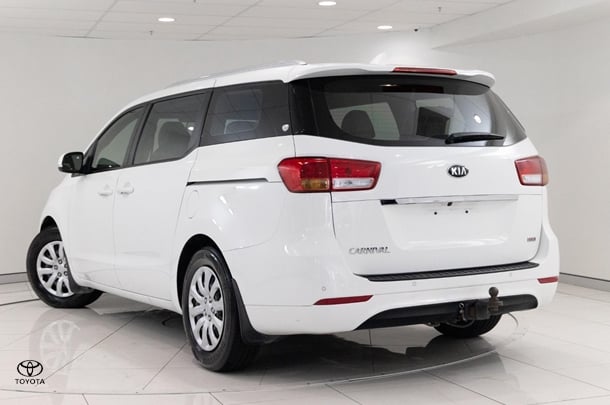 2017 Kia Carnival S in Other