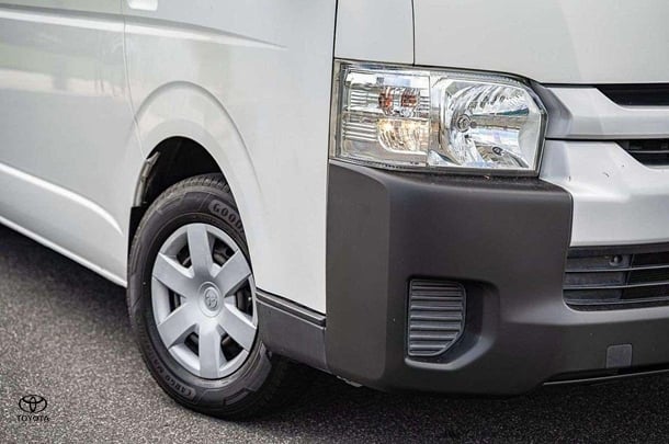 2014 Toyota Hiace SLWB in White