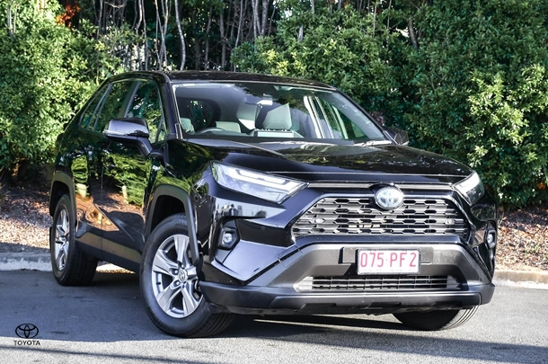 Image of 2023 Toyota RAV4 GX