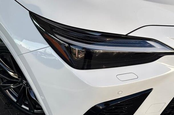 2024 Lexus NX NX450h+ F Sport in White