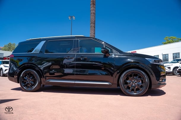 2023 Kia Carnival Special Edition in Other