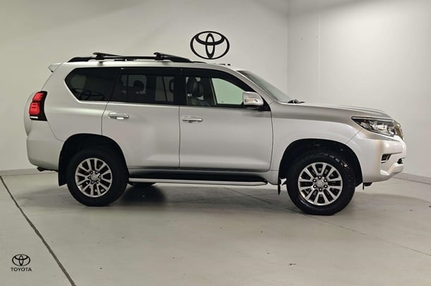 2018 Toyota Landcruiser Prado VX in Silver