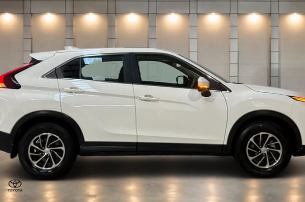 Image of 2023 Mitsubishi Eclipse Cross ES