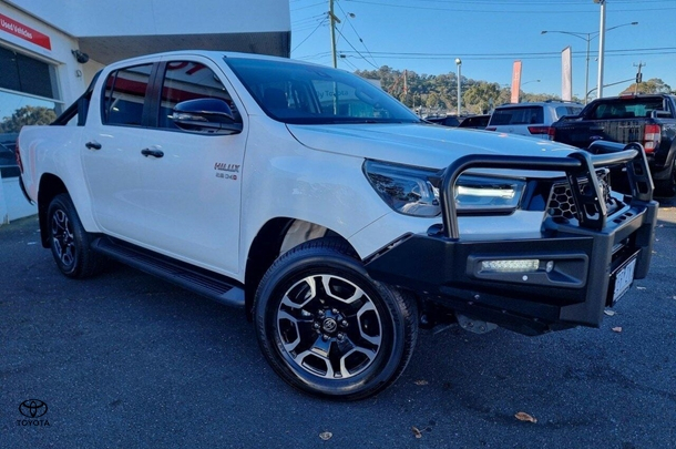 Image of 2025 Toyota Hilux SR5 48V