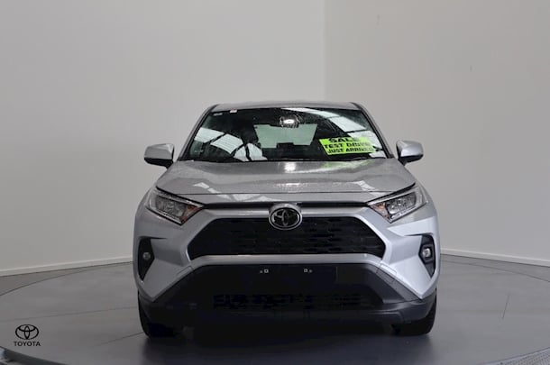 2023 Toyota RAV4 GX in Silver
