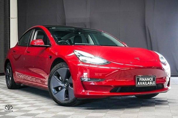 2023 Tesla Model 3 Long Range in Red