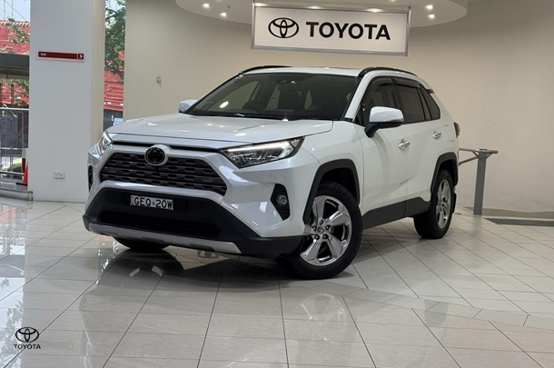 Image of 2019 Toyota RAV4 Cruiser