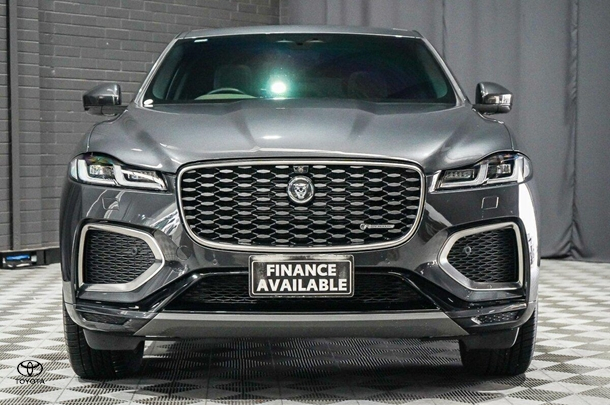 2024 Jaguar F-PACE P250 R-Dynamic S in Grey