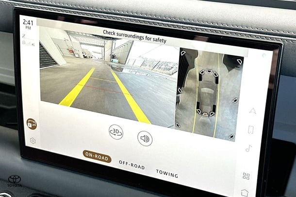 2022 Land Rover Defender 110 D300 X-Dynamic HSE in Grey