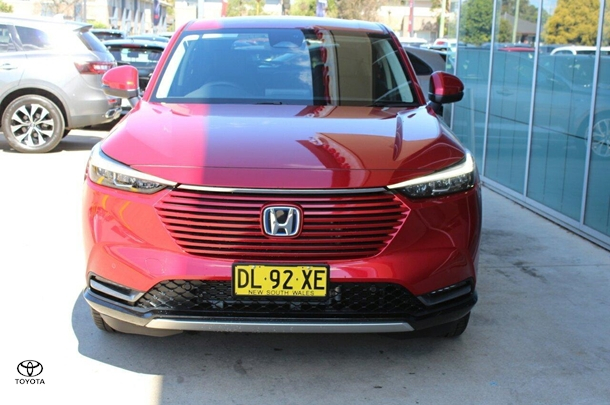2023 Honda HR-V e:HEV L in Red