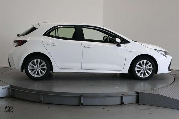 2024 Toyota Corolla Ascent Sport in White
