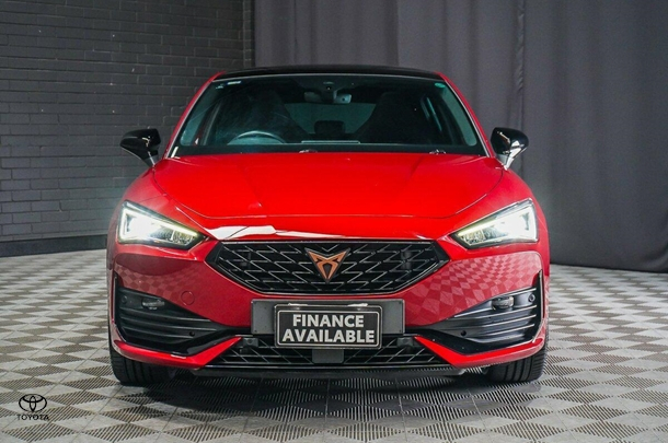 2022 CUPRA Leon VZ in Red