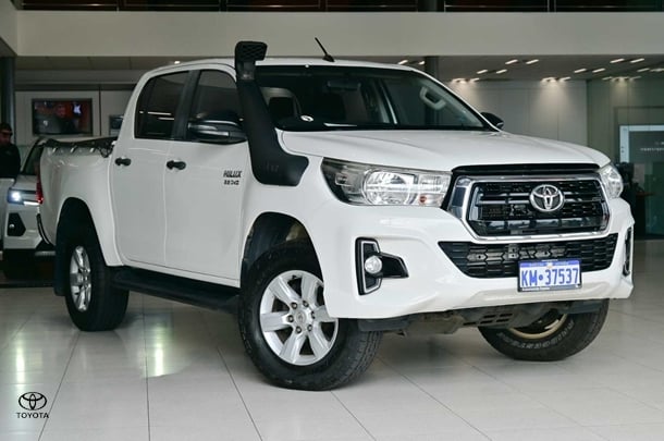 Image of 2019 Toyota Hilux SR