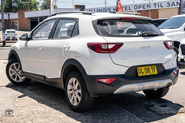 2024 Kia Stonic S in Snow White Pearl (Swp)