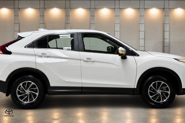 Image of 2023 Mitsubishi Eclipse Cross ES