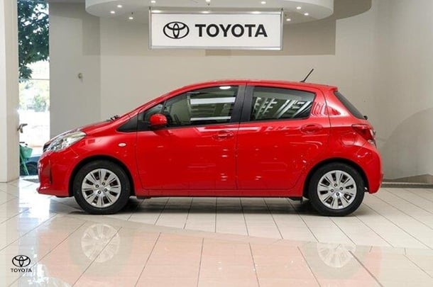 2014 Toyota Yaris Ascent in Red