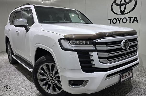 au⭐︎ 31 Toyota Landcruiser 300 Sahara ZX cars for sale in