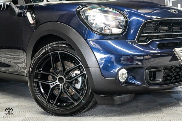 2016 MINI Countryman Cooper S in Blue