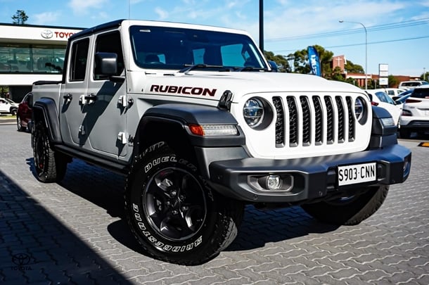 2021 Jeep Gladiator Rubicon in White