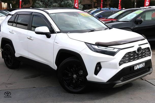 Image of 2024 Toyota RAV4 Cruiser