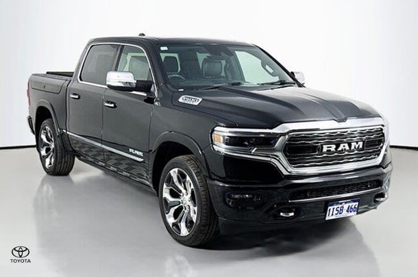 2020 RAM 1500 Laramie RamBox in Black