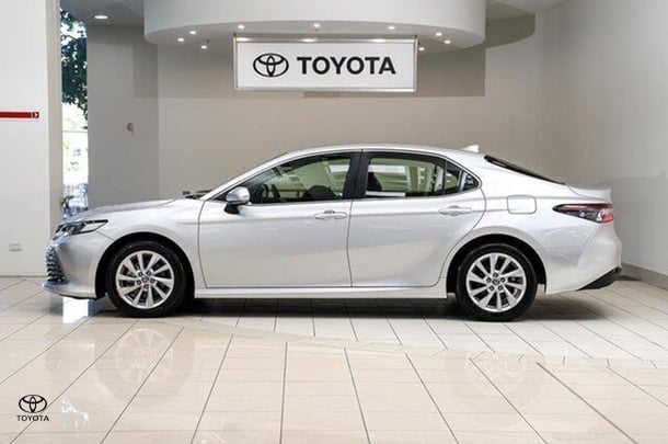 2024 Toyota Camry Ascent in Silver