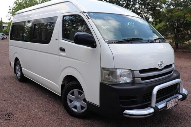 Image of 2008 Toyota Hiace Commuter