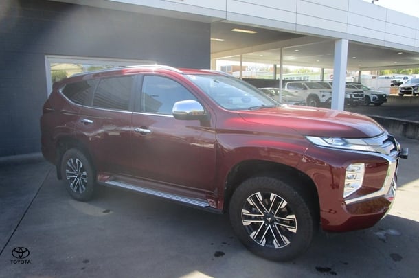 Image of 2022 Mitsubishi Pajero Sport GLS