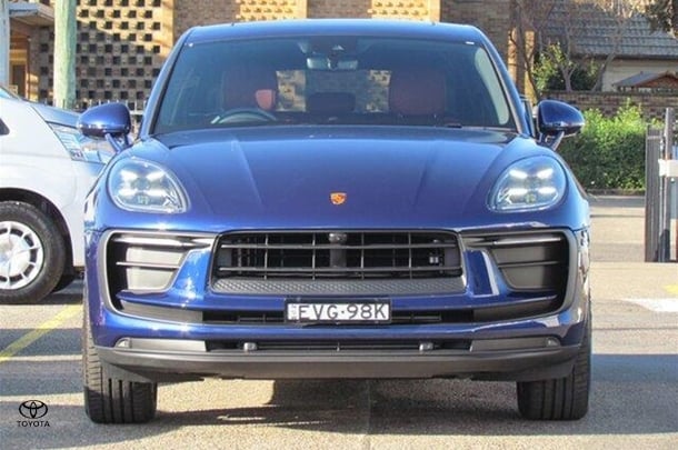 2022 Porsche Macan Base in Other