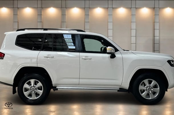 Image of 2024 Toyota Landcruiser GXL