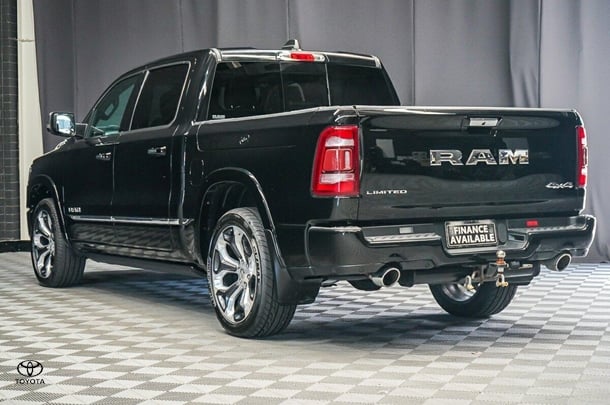 2020 RAM 1500 Laramie RamBox in Black