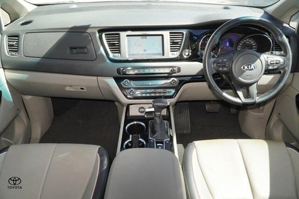 2019 Kia Carnival SLi in Silver
