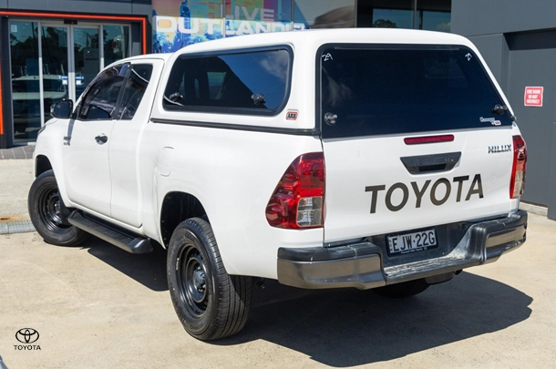 2020 Toyota Hilux SR in White