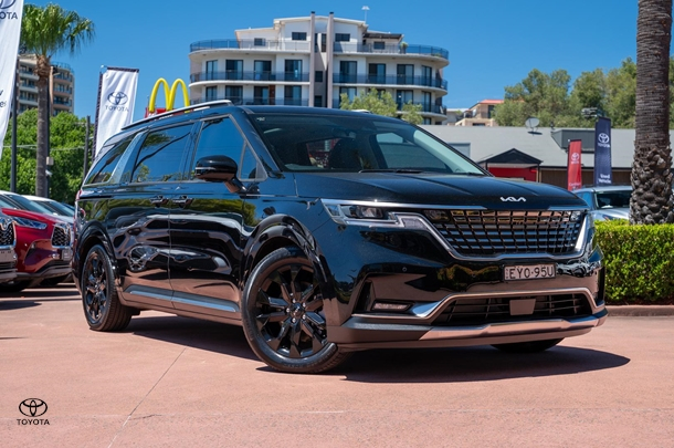 2023 Kia Carnival Special Edition in Other