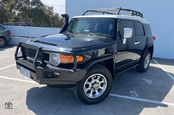 2012 Toyota FJ Cruiser FJ Cruiser in Two Tone Black
